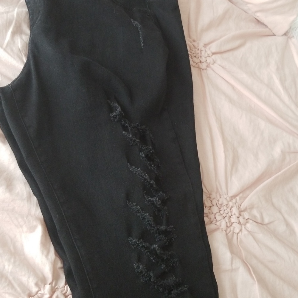 Skinny Destroyed Jeans